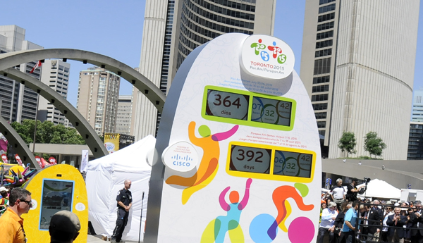 El reloj de la cuenta regresiva para Toronto 2015 de Cisco. Foto VICTOR AGUILAR.