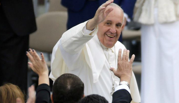 El Papa Francisco saludo a los fieles católicos en Filadelfia. 