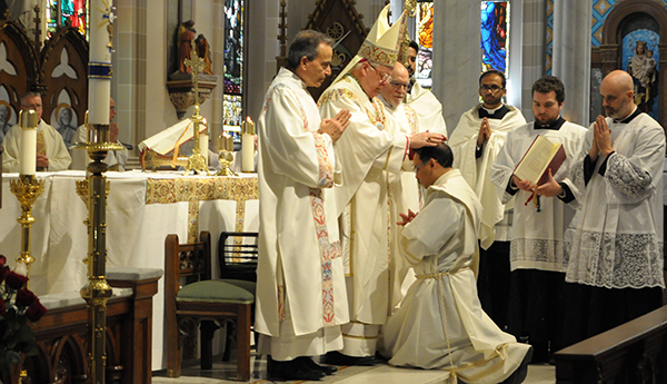 Llamado de Dios en tierras canadienses: Yohander Sánchez Mora recibe la ordenación sacerdotal