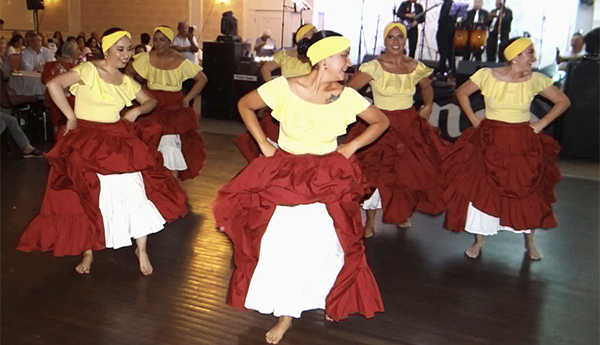 Tradición, música y orgullo peruano marcaron el Mega Festival Peruano 2026