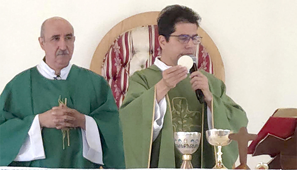 El Padre Javier Valdés recordó que Dios respetará la libertad de cada persona para elegir el bien o el mal