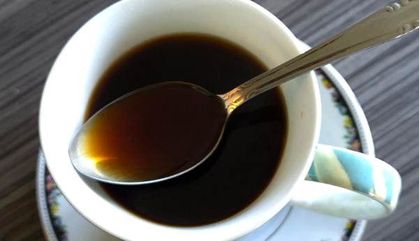 Beber bebidas muy calientes podría aumentar el riesgo de cáncer de esófago